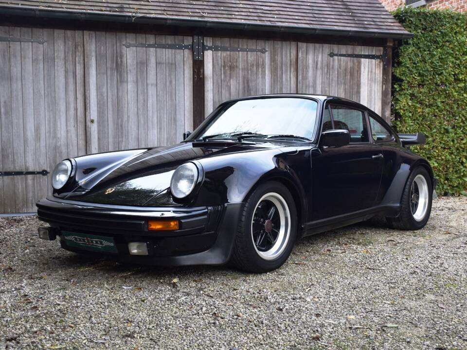 Image 17/41 of Porsche 911 Turbo 3.3 (1978)