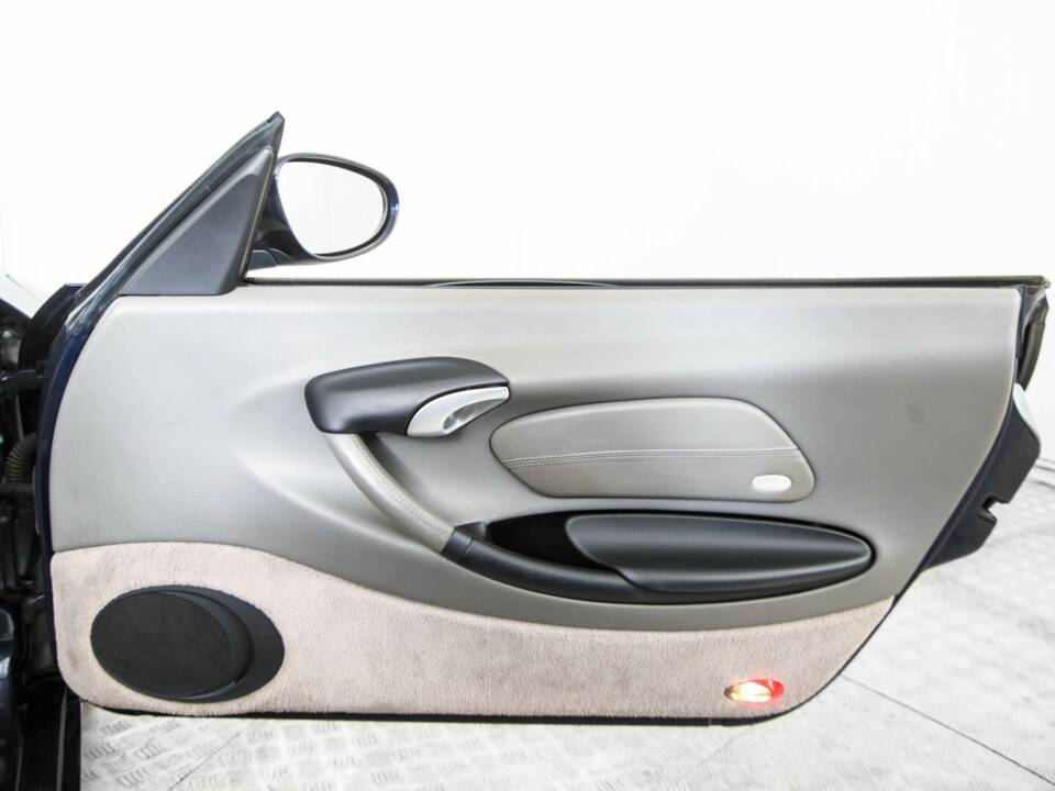 Image 28/50 of Porsche Boxster (2005)