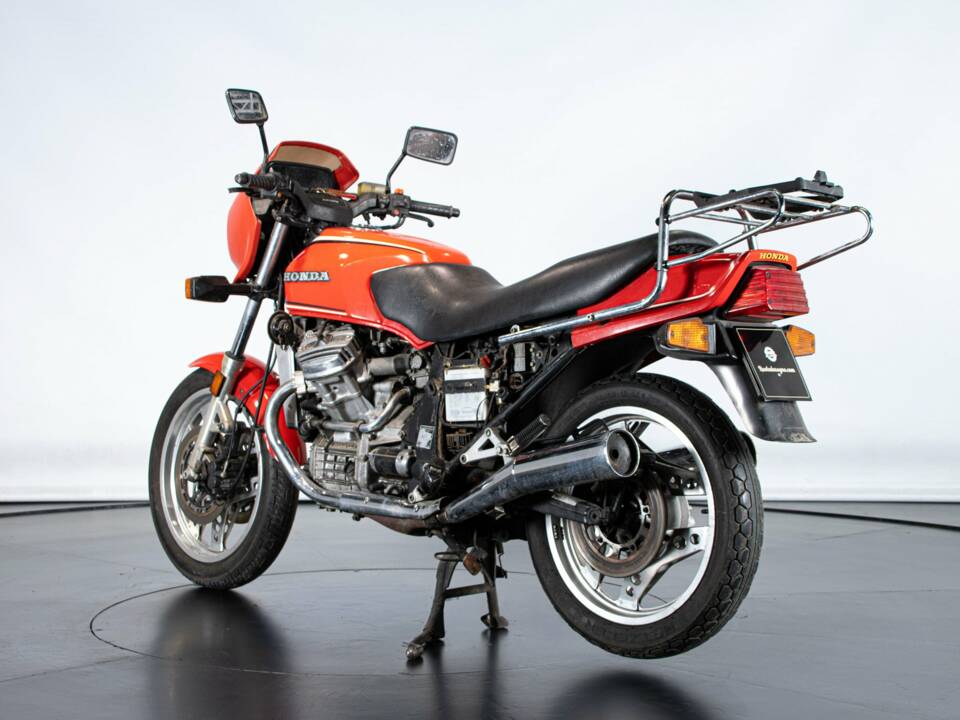 Image 8/40 of Honda CX 500 Turbo (1982)