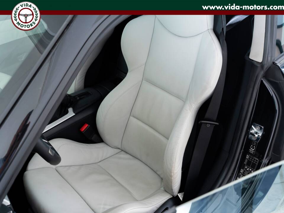 Bild 6/10 von BMW Z4 Coupé 3.0si (2008)