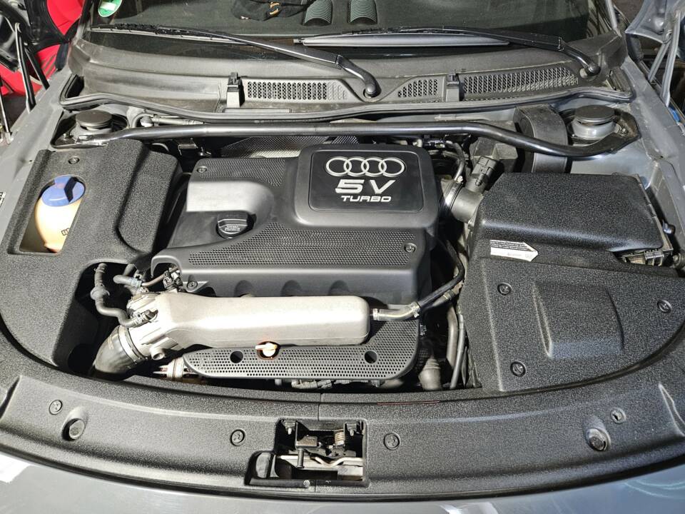 Bild 13/14 von Audi TT 1.8 T (2000)
