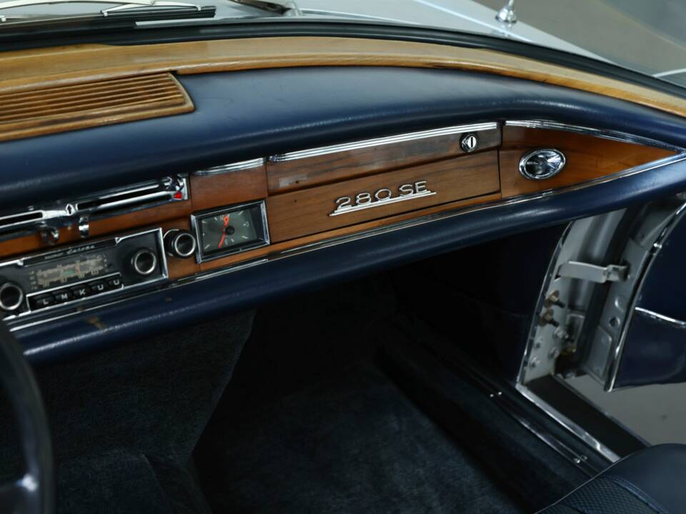 Afbeelding 32/50 van Mercedes-Benz 280 SE (1968)
