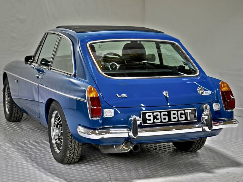 Afbeelding 7/50 van MG MGB GT V8 (1974)
