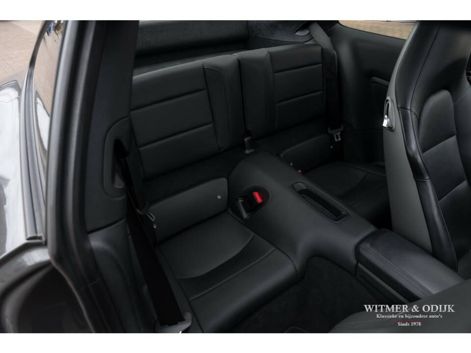 Bild 29/31 von Porsche 911 Carrera (2016)