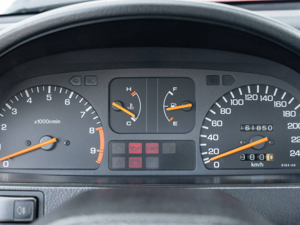 Image 39/80 of Honda CRX (1991)
