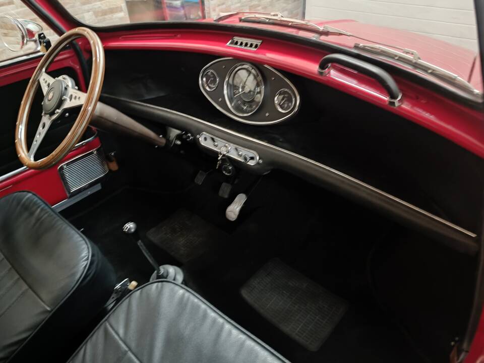 Image 28/77 of Austin Mini 850 (1965)