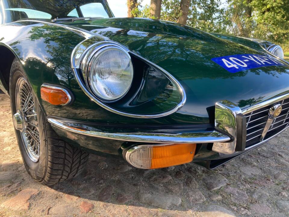 Afbeelding 16/47 van Jaguar E-Type V12 (2+2) (1973)
