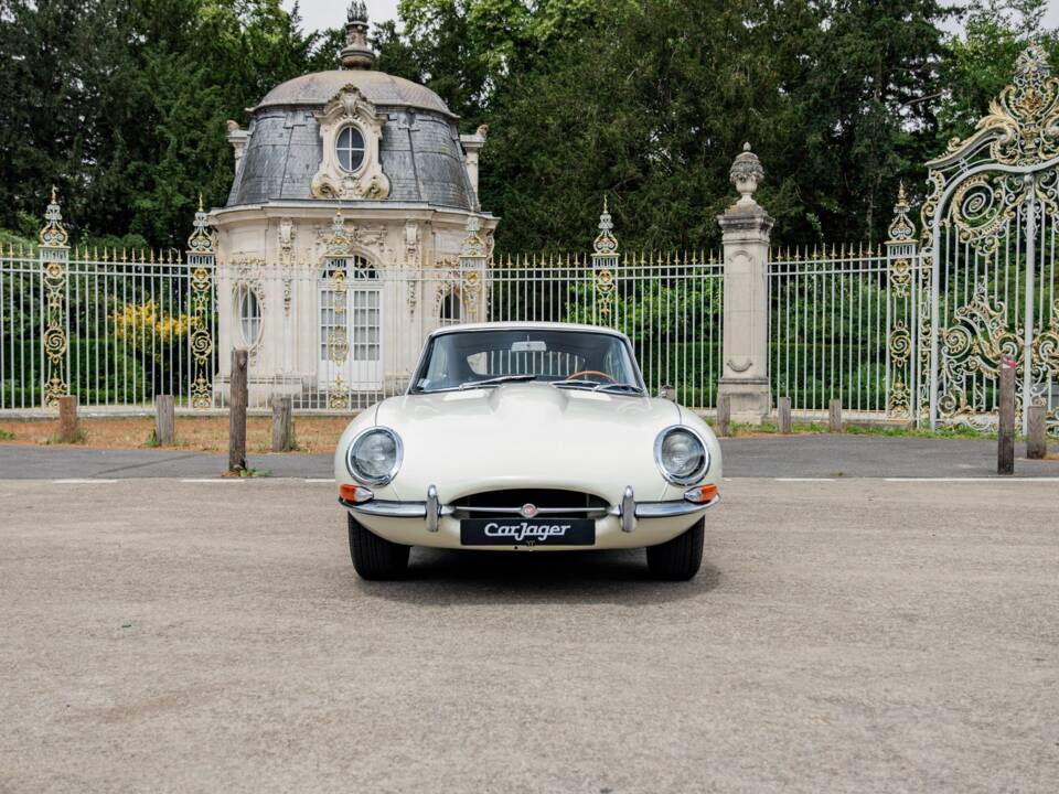 Image 10/50 de Jaguar Type E 3.8 (1963)
