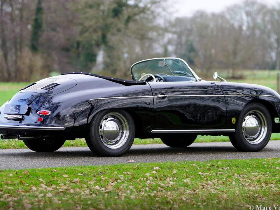 Image 38/49 of Porsche 356 C 1600 (1965)