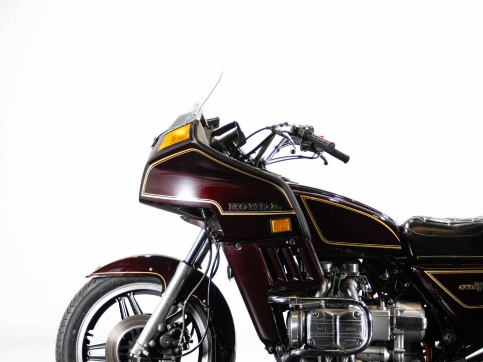 Immagine 15/50 di Honda GL 1100 Gold Wing (1981)