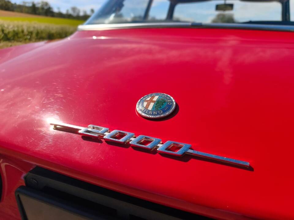 Bild 26/27 von Alfa Romeo 2000 GT Veloce (1972)