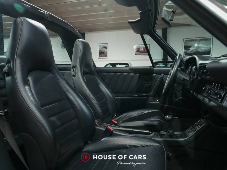 Bild 18/25 von Porsche 911 Carrera 2 (1991)