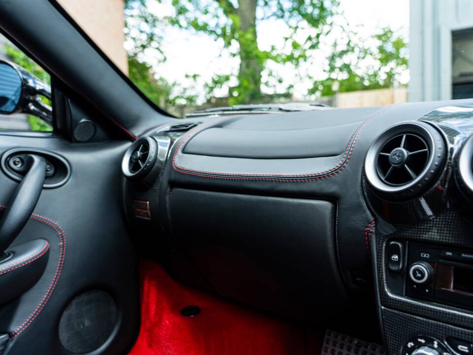 Bild 32/61 von Ferrari F 430 (2008)