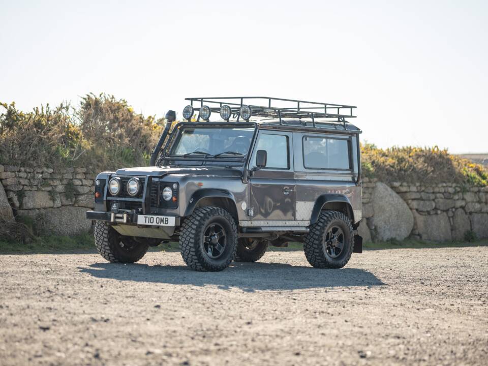 Afbeelding 8/33 van Land Rover Defender 90 Td5 (2001)