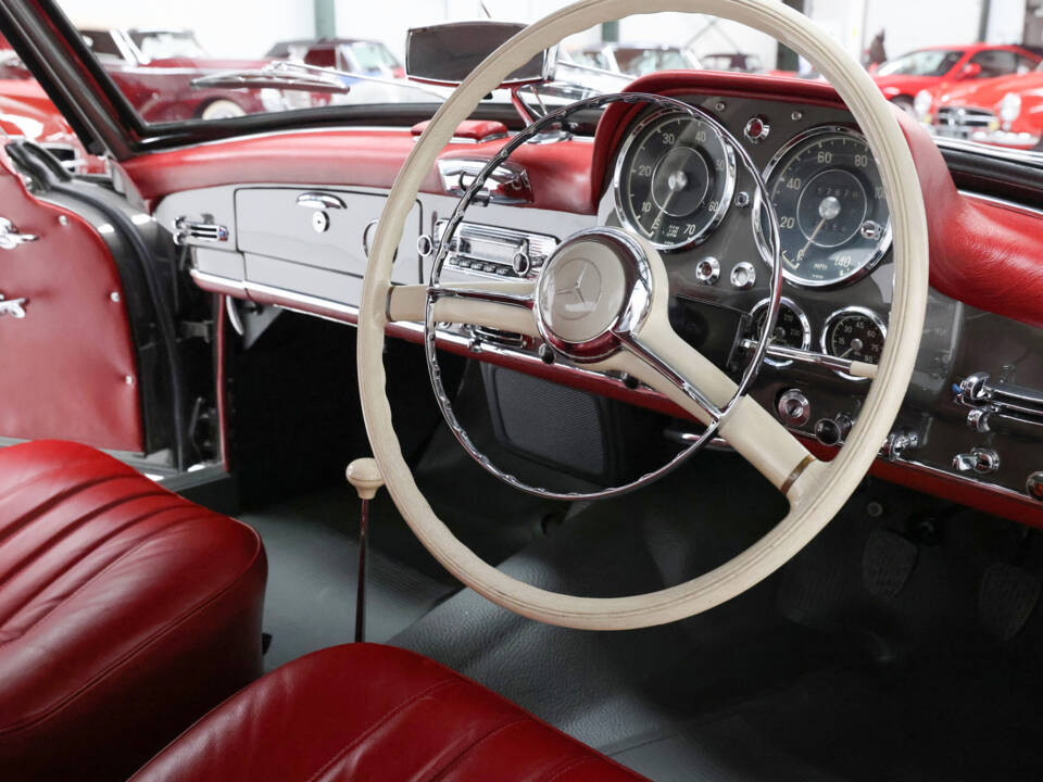 Image 13/25 of Mercedes-Benz 190 SL (1960)