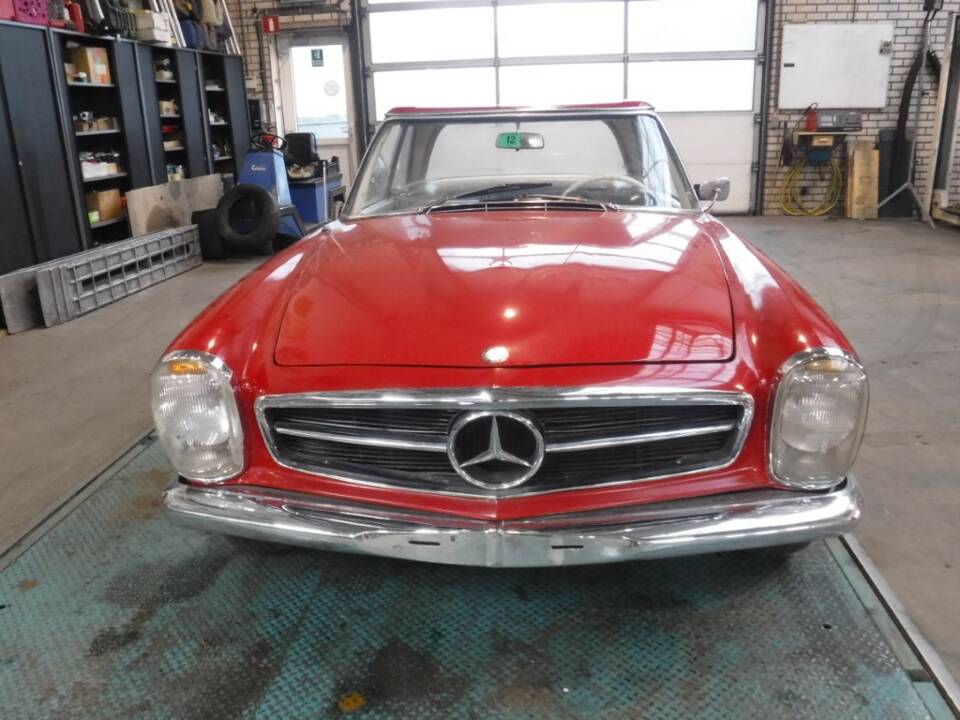 Immagine 46/50 di Mercedes-Benz 230 SL (1964)