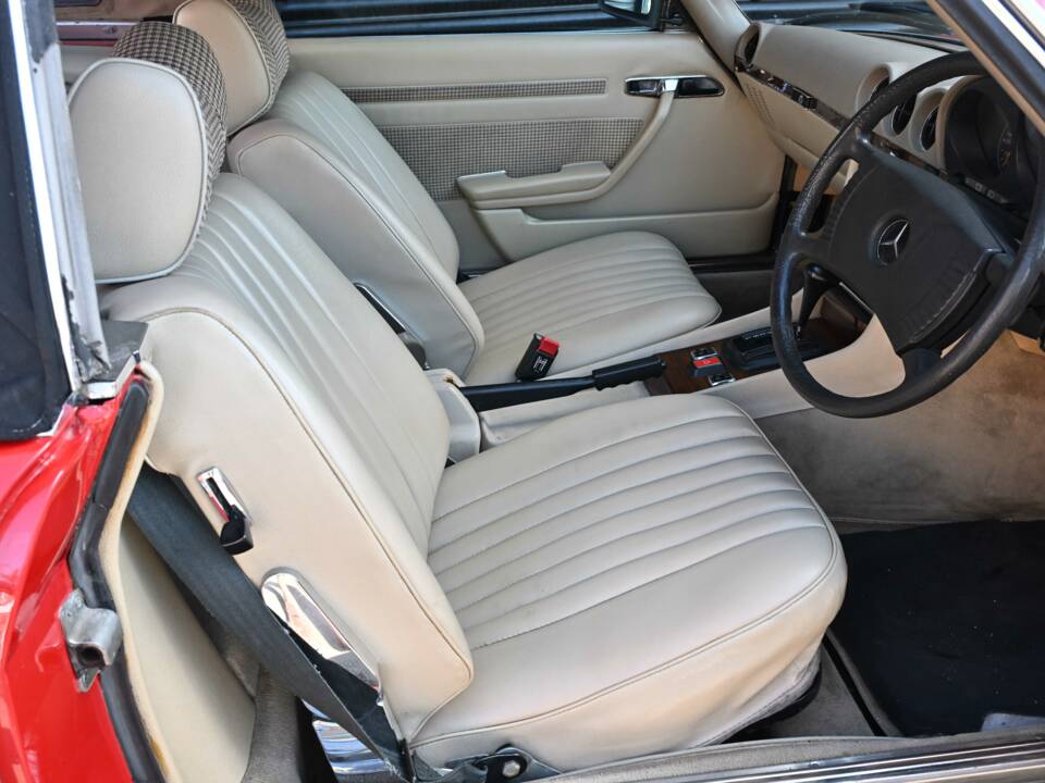 Image 26/50 of Mercedes-Benz 350 SL (1979)