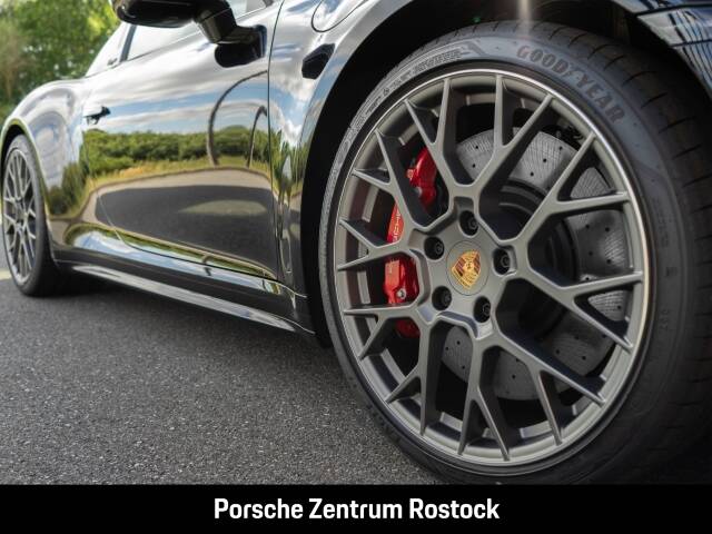 Obraz 30/32 pojazdu Porsche 911 Carrera 4S (1900)