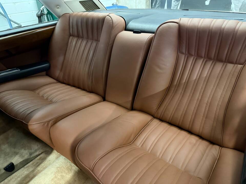 Image 12/17 de FIAT 130 Coupé (1972)