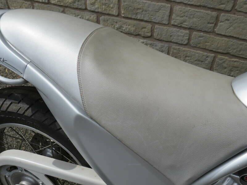 Bild 17/41 von Aprilia Moto 6.5 (2000)