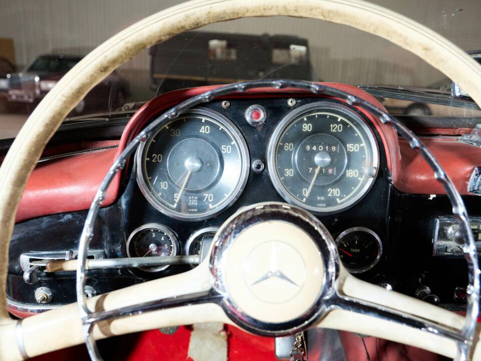 Image 56/83 de Mercedes-Benz 190 SL (1959)