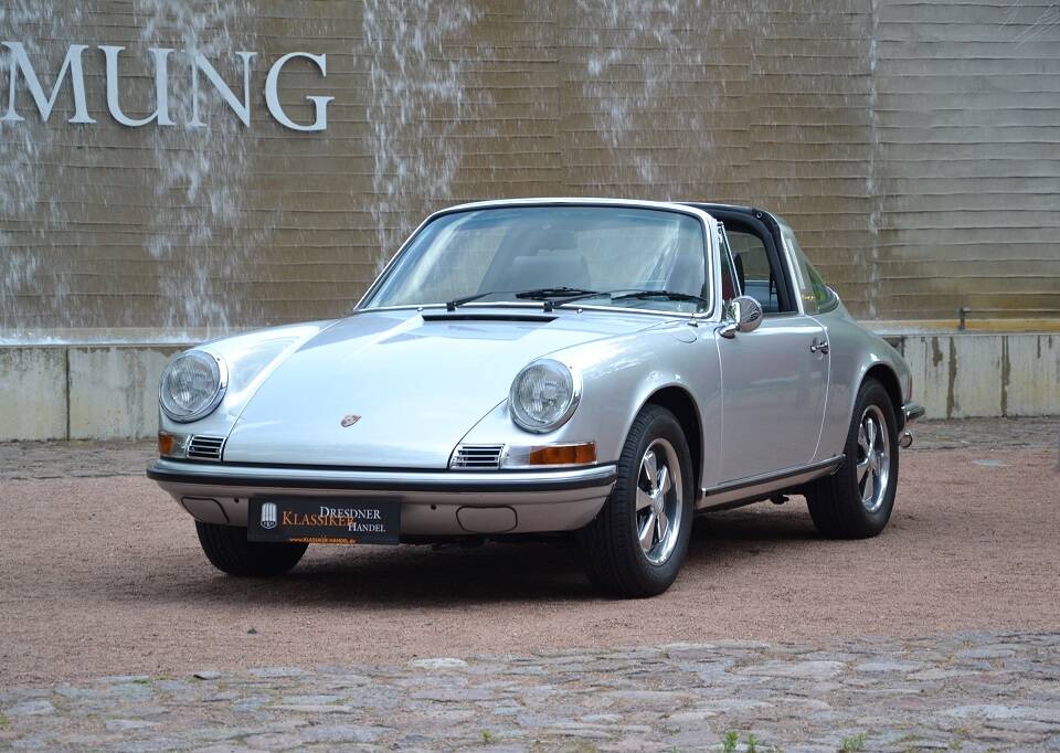 Immagine 18/31 di Porsche 911 2.2 S (1971)