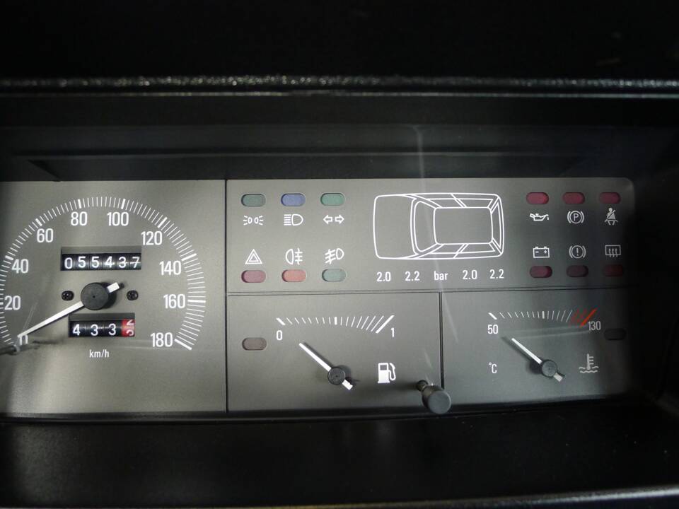Bild 3/39 von Lancia Y10 LX I.E. (1991)