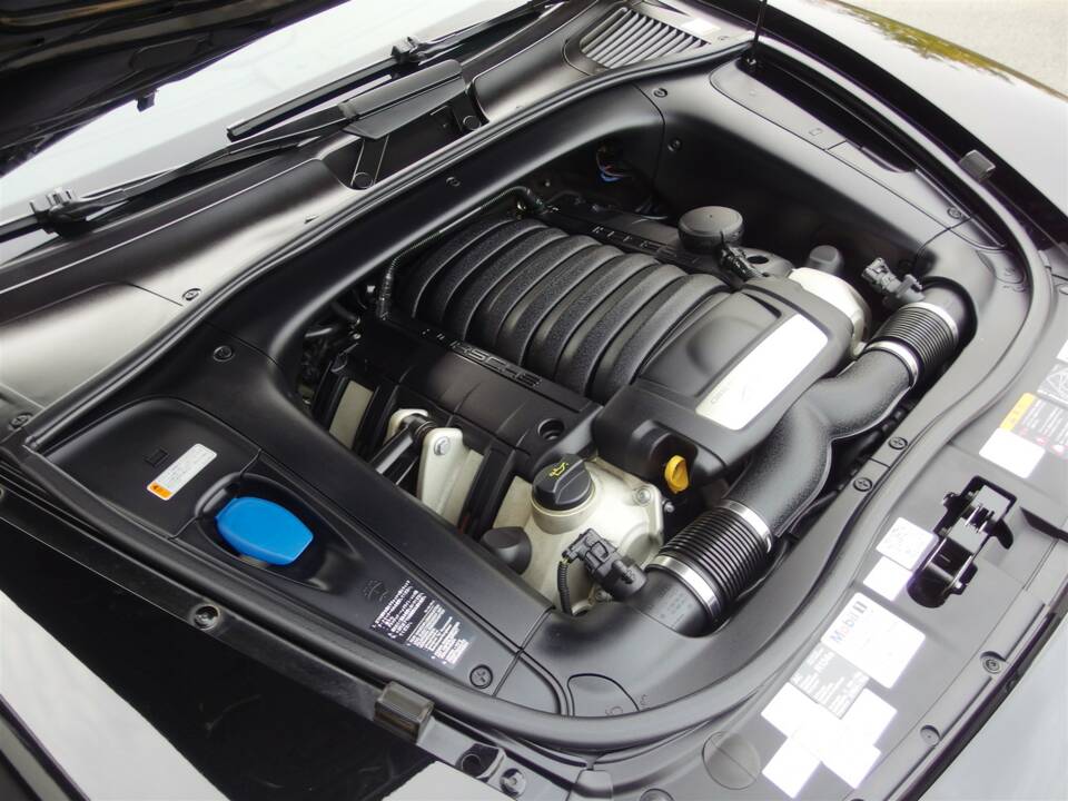 Immagine 79/99 di Porsche Cayenne GTS (2008)