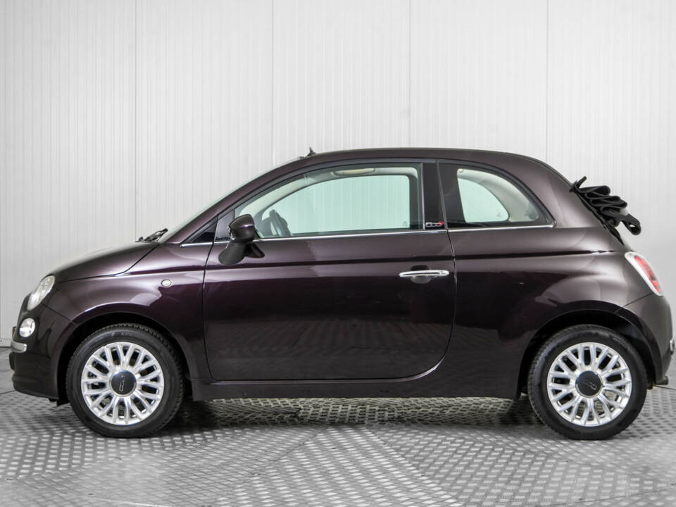 Image 9/49 of FIAT 500 C (2014)