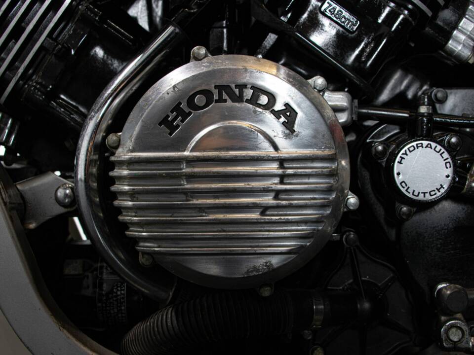 Immagine 41/50 di Honda VF 750 (1983)