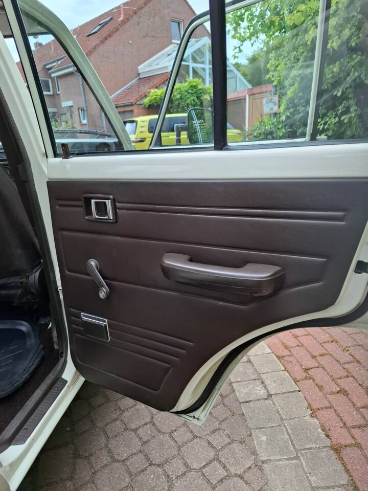 Imagen 12/32 de Toyota Land Cruiser HJ 60 (1986)