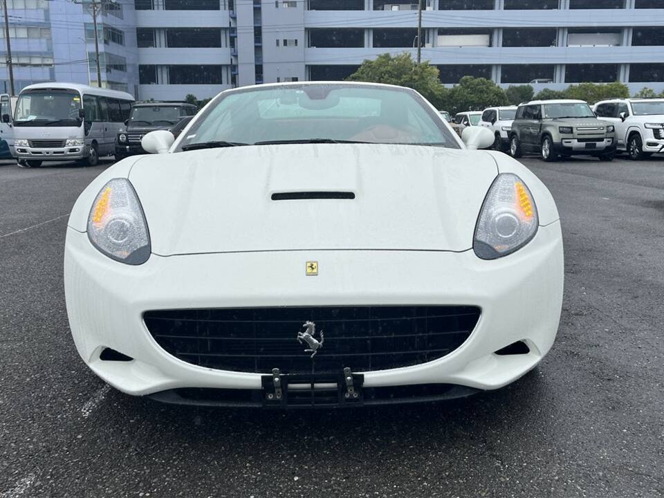 Bild 13/68 von Ferrari California (2009)