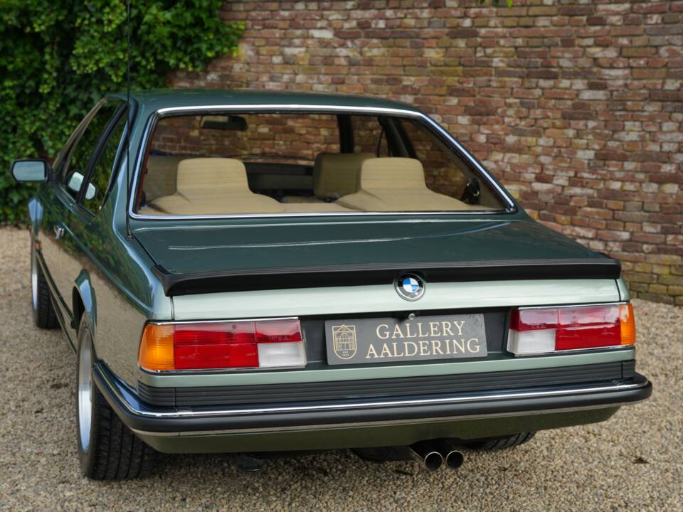 Bild 22/50 von BMW M 635 CSi (1986)