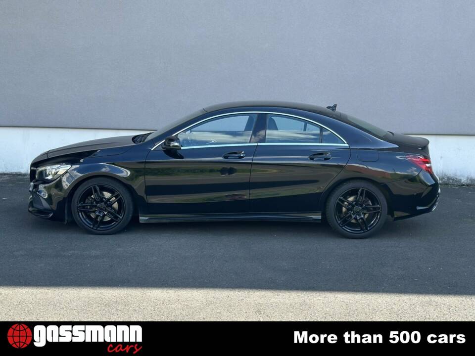 Image 3/15 of Mercedes-Benz CLA 220 CDI (2017)