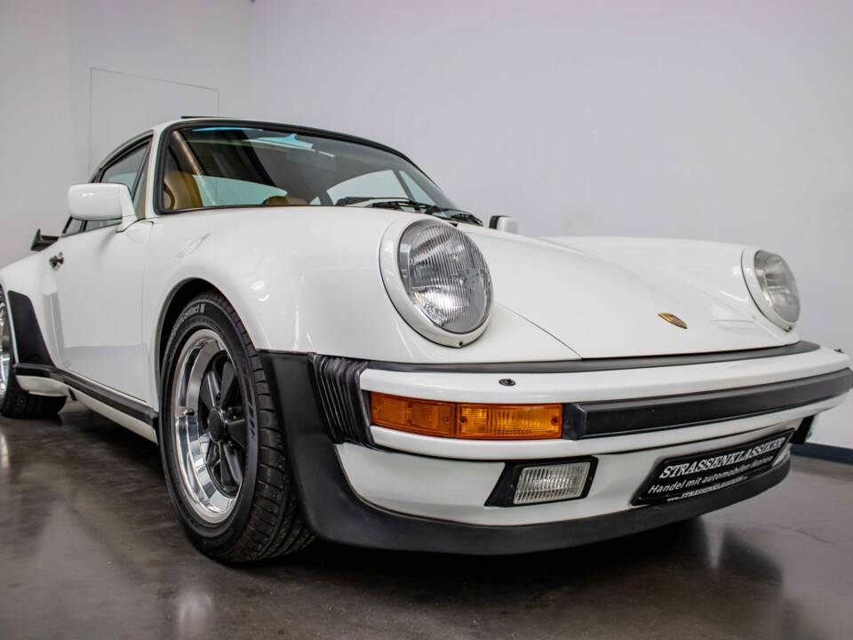Bild 3/21 von Porsche 911 Turbo 3.3 (1987)