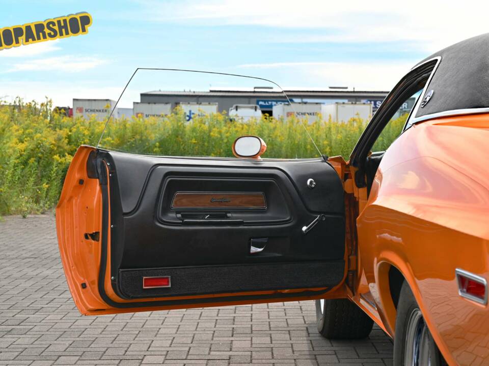 Bild 21/44 von Dodge Challenger R&#x2F;T (1970)
