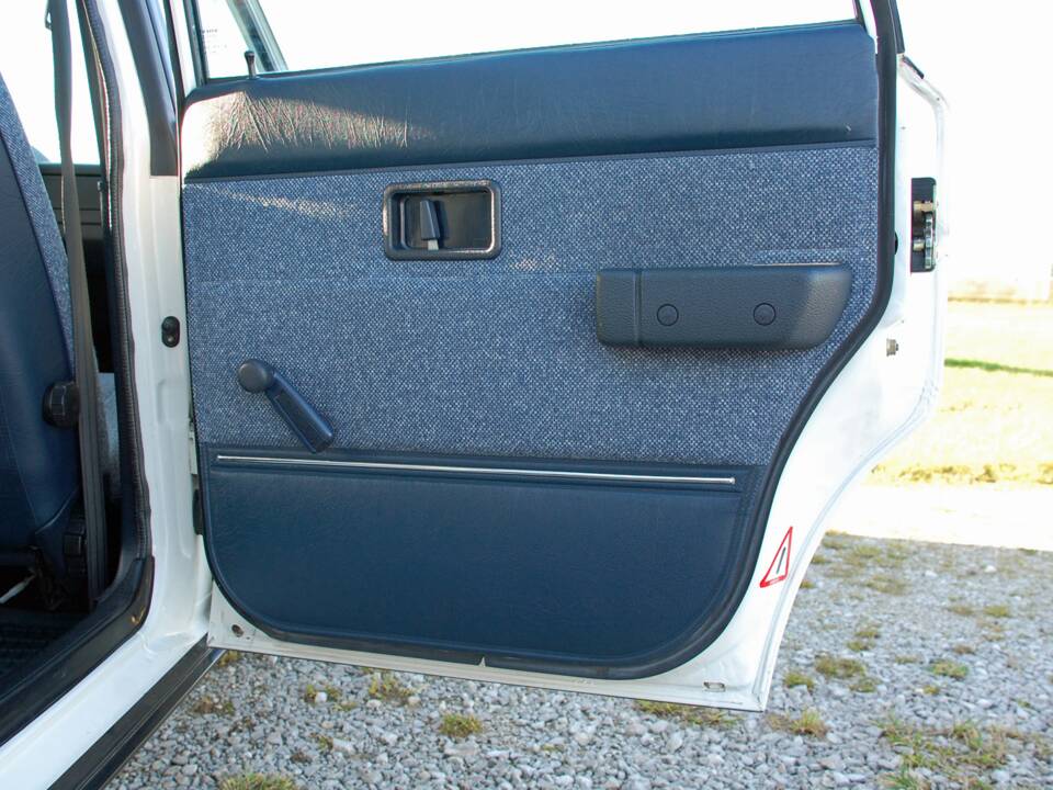 Afbeelding 16/45 van Volvo 245 GL (1991)