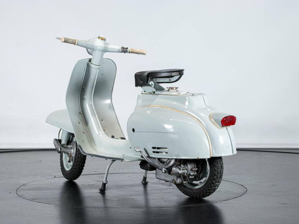 Immagine 8/50 di Gilera DUMMY (1962)