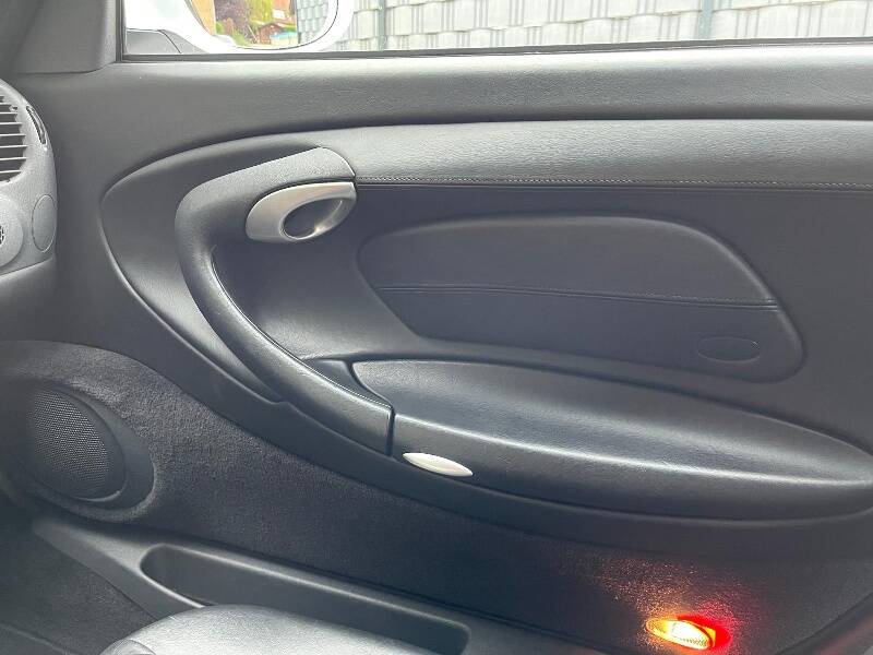 Bild 14/17 von Porsche 911 Carrera 4 (1999)