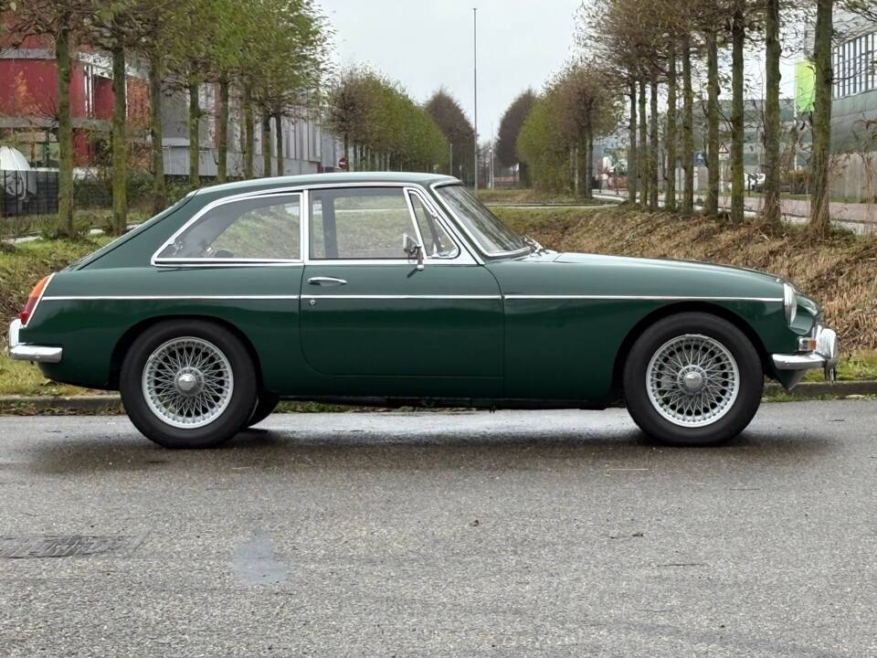 Immagine 3/40 di MG MGC GT (1968)