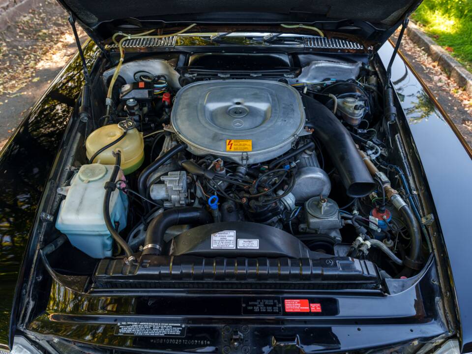 Image 26/26 of Mercedes-Benz 380 SLC (1981)