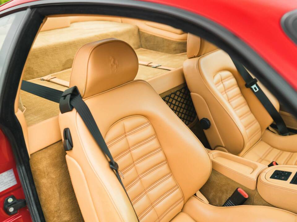 Immagine 10/20 di Ferrari 550 Maranello (1998)