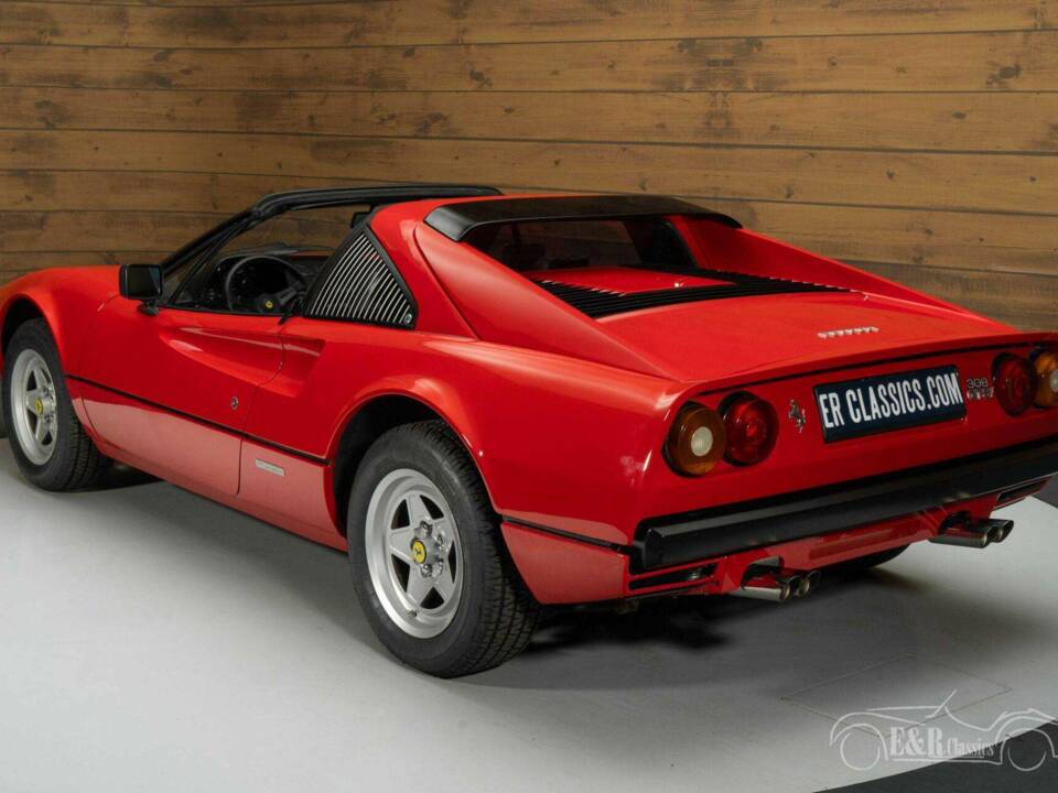 Immagine 6/19 di Ferrari 308 GTSi (US) (1982)