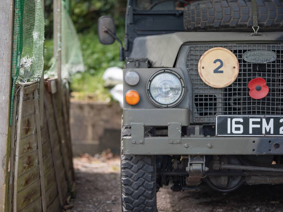 Image 45/50 de Land Rover 88 (1974)