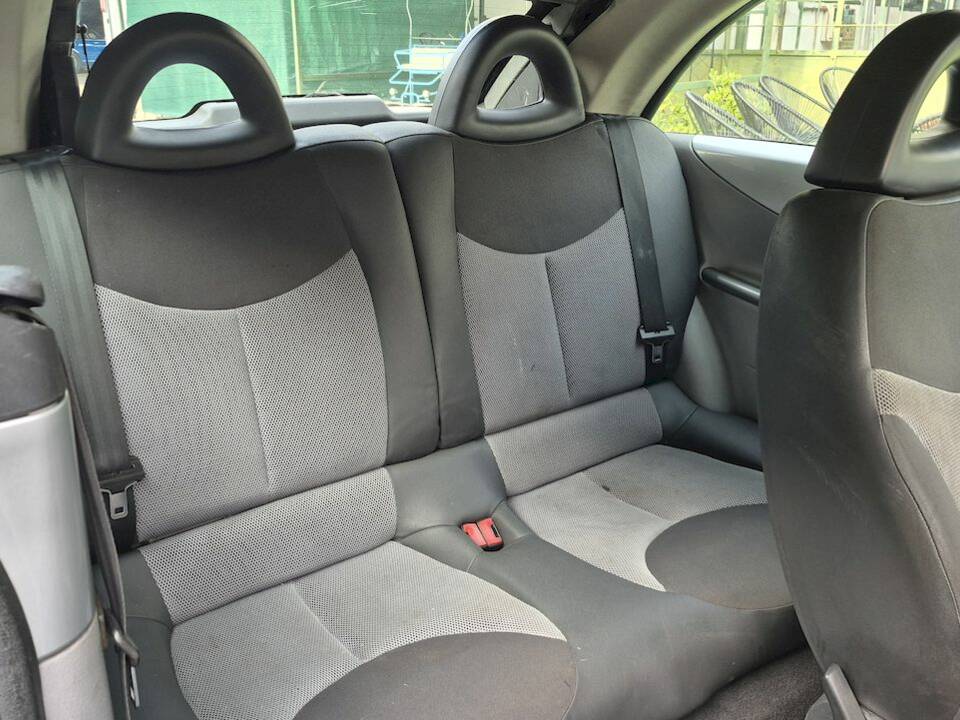 Image 37/54 of Citroën C3 1.6 16V (2004)