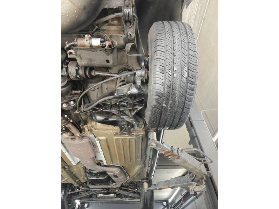 Image 42/50 de Mercedes-Benz 560 SL (1986)