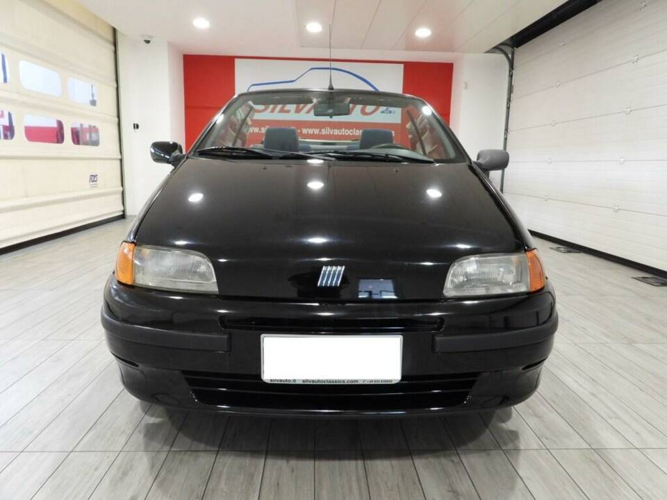 Afbeelding 2/15 van FIAT Punto 85 16V (1999)