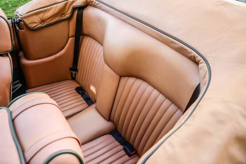 Bild 30/41 von Aston Martin V8 Vantage Volante (1988)