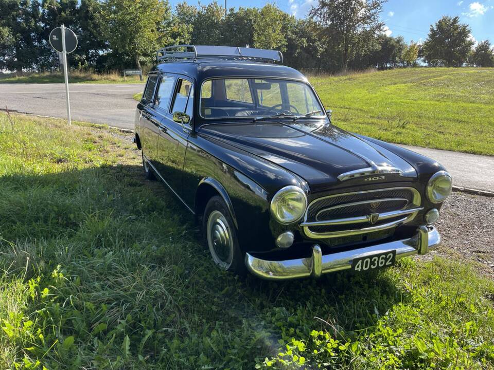 Bild 4/8 von Peugeot 403 LD Familiare (1961)