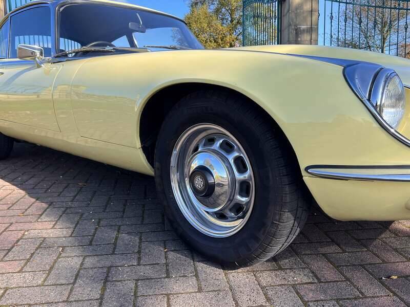 Afbeelding 37/43 van Jaguar E-Type V12 (1972)